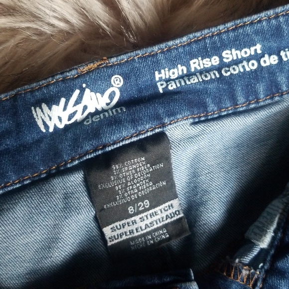 Jean shorts - Picture 3 of 4